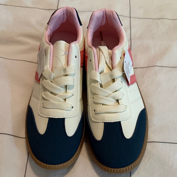 La Sheelah Shoes - La Sheehah Navy and Pink Sneakers Size 8